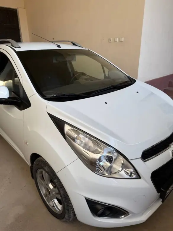 Spark a/t 2018 oq metan 195000 probeg krask orqa eshik krelo