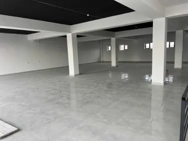 Сдаётся здание - под офис, , магазин,ресторан, кафе,, учебный йентр