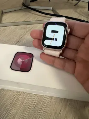 Apple Watch series 9 41mm Pink продаётся срочно