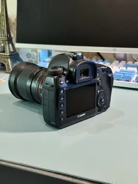 Canon 5D Mark 4 aybi yo’q holati yaxshi