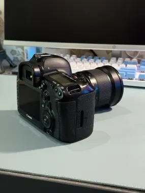 Canon 5D Mark 4 aybi yo’q holati yaxshi