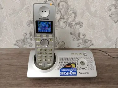 Радиотелефон Panasonic KX-TG8125RU