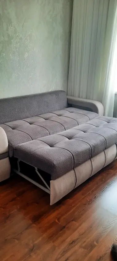Диван